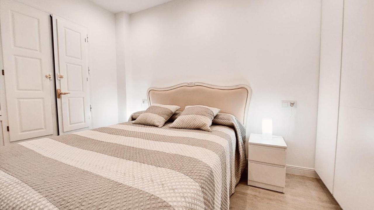 Reposo Sweet Home & Free Parking Севилья Экстерьер фото