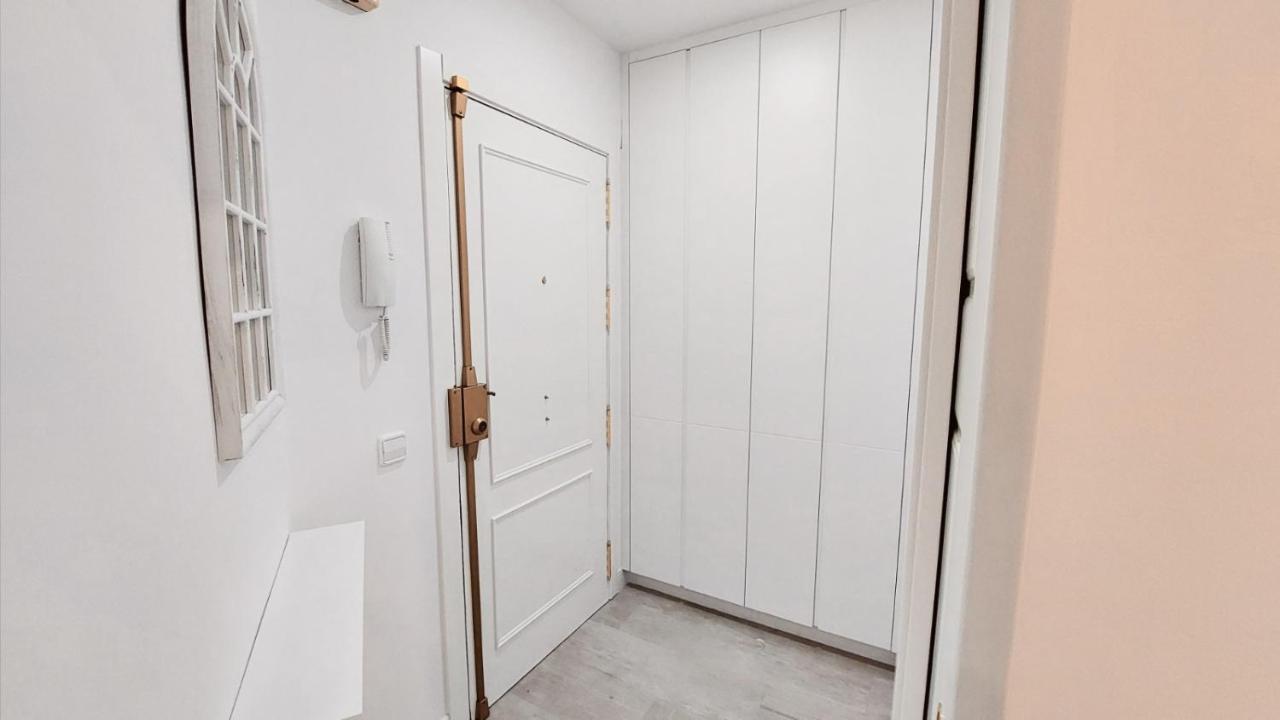 Reposo Sweet Home & Free Parking Севилья Экстерьер фото